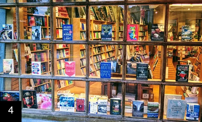 Allestimento vetrina libreria